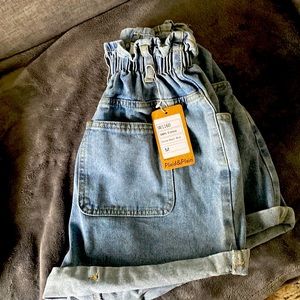 Bran new woman’s Jean shorts
